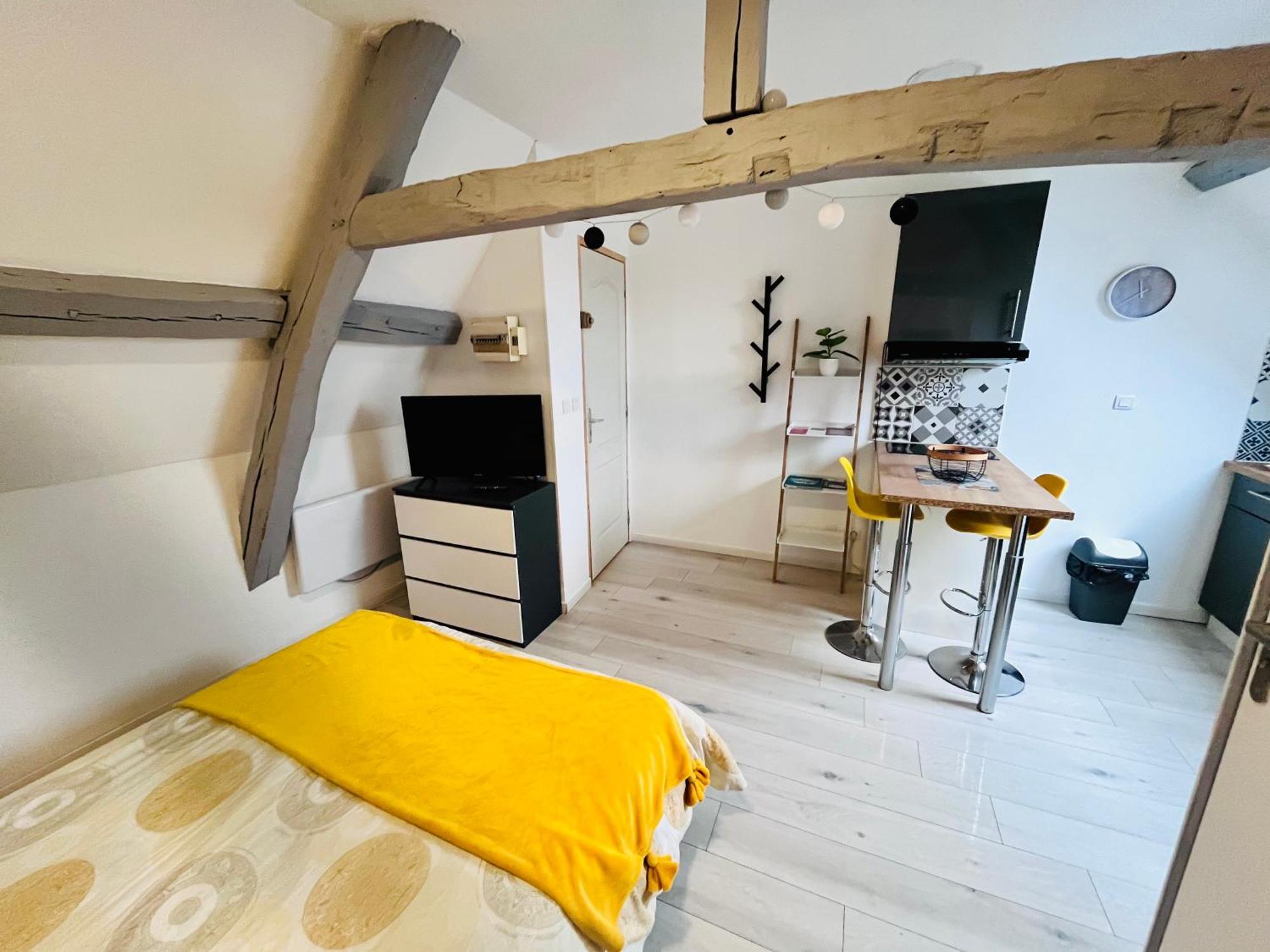 Au Petit Marcade Apartment Abbeville Exterior photo